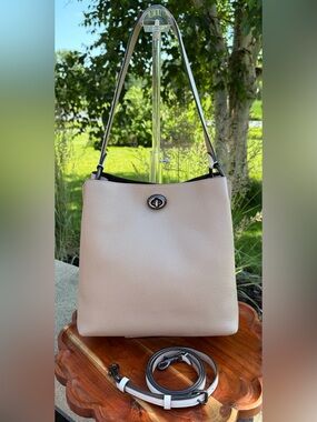 Coach Charlie Bucket Bag Tote Colorblock Pebble Leather Like New